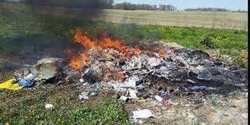 Layanan Pengaduan Bakar Sampah DLH Tuai Komentar Netizen